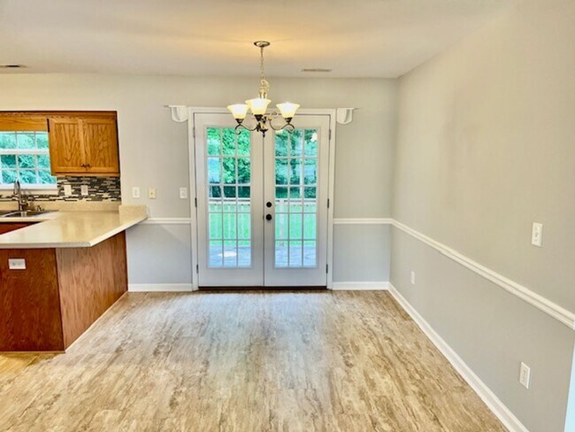 42 Hunters Glen