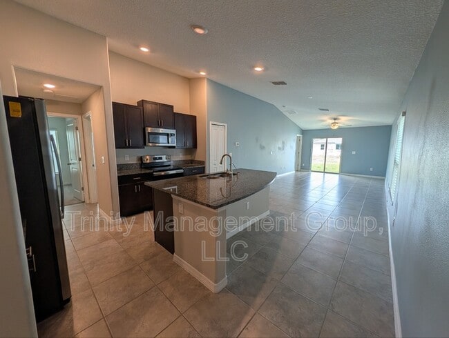 Photo - 367 Argyll Dr