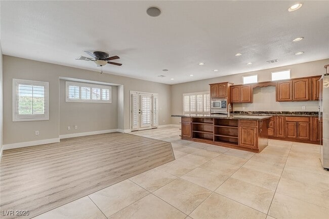Photo - 4437 Verdiccio Ave