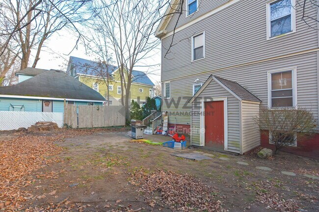 Photo - 27 Hayward St Unit 3