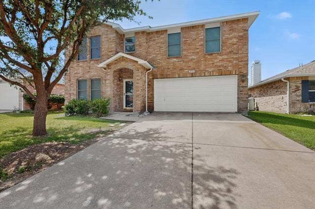 Photo - 2316 White Oak Dr