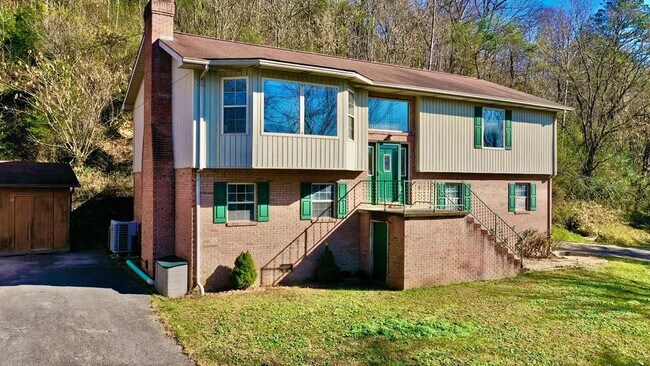 Photo - 70 Joe Stanley Rd House