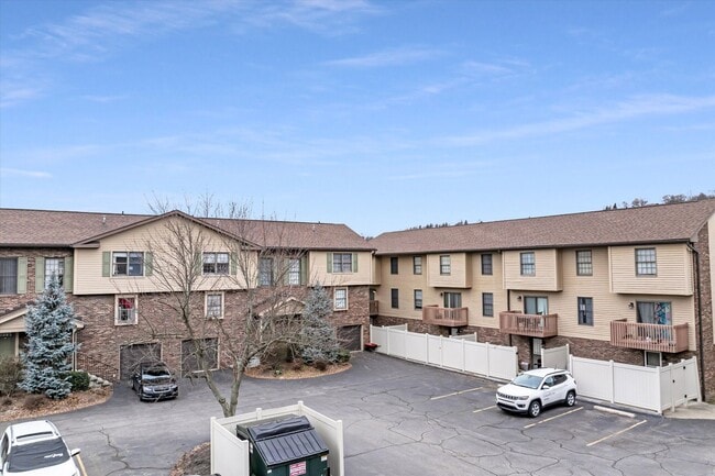 Photo - Bayberry Apartments