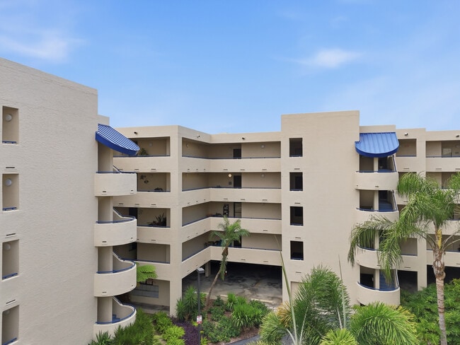 835 S Osprey Ave Unit 312