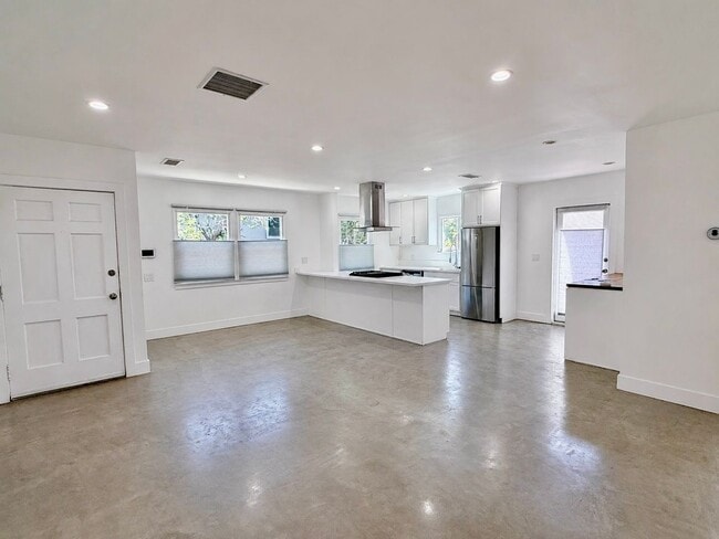 Building Photo - 4232 Verdugo Rd Unit 4234 Verdugo Rd