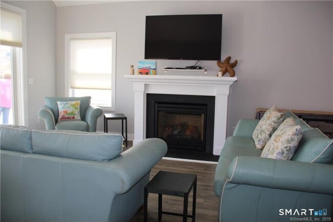 Photo - 20 Shoreline Dr
