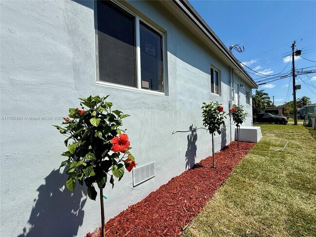 Photo - 1391 NW 72nd St