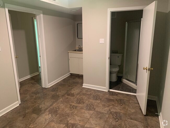 Building Photo - 5812 Sailboat Pointe Rental