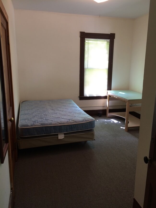 Photo - 207 Williams St Unit 1