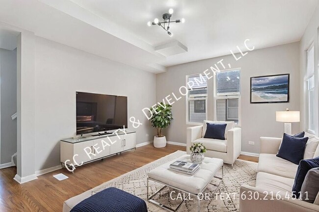 Photo - 375 Moseley St