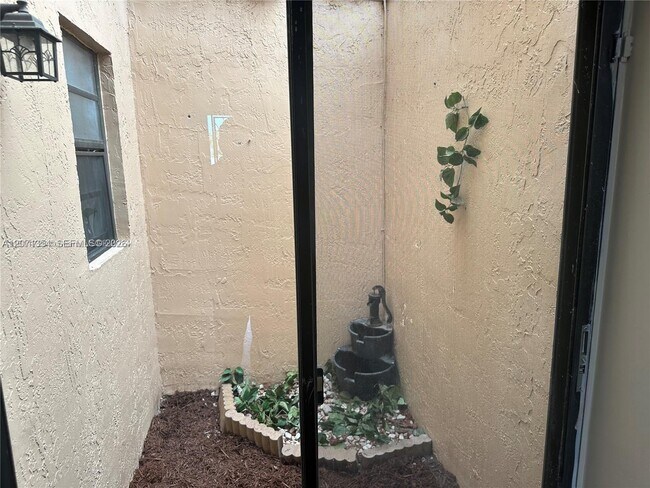 Photo - 6991 NW 169th Terrace