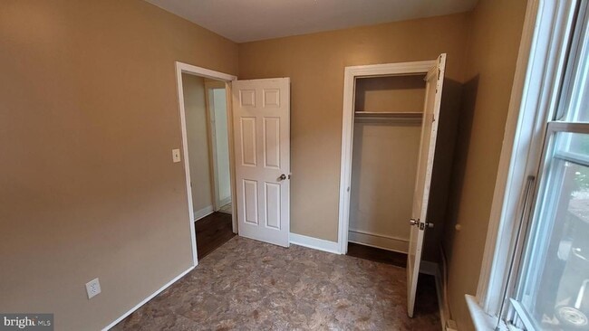Photo - 410 N 6th St