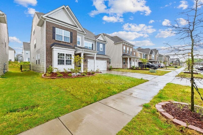 Photo - 14924 Nichols Hall Dr