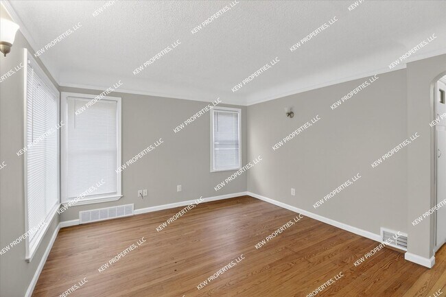 Photo - Lovely 3-Bedroom, 1.5-Bathroom Brick Bungalow for Rent in Redford Twp.!