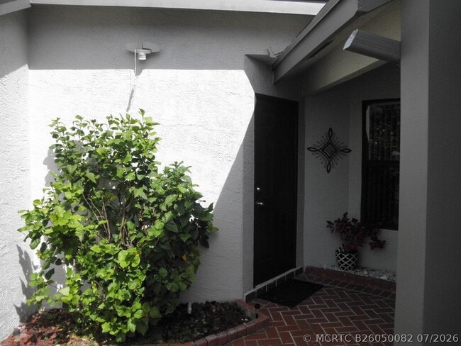 Photo - 1004 Landings Blvd