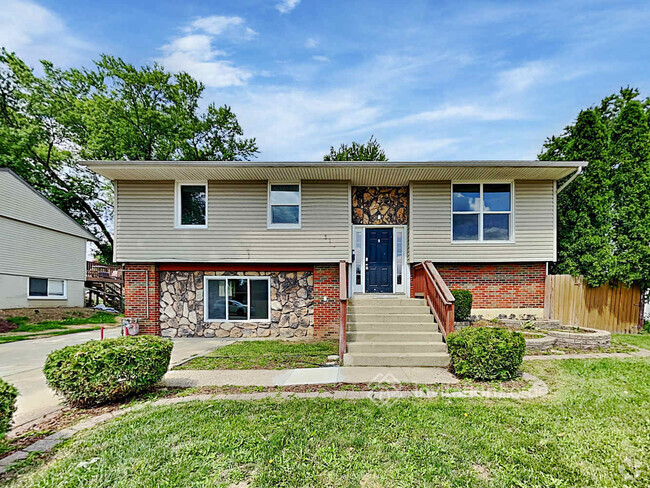 Building Photo - 318 Hemlock Ave Rental