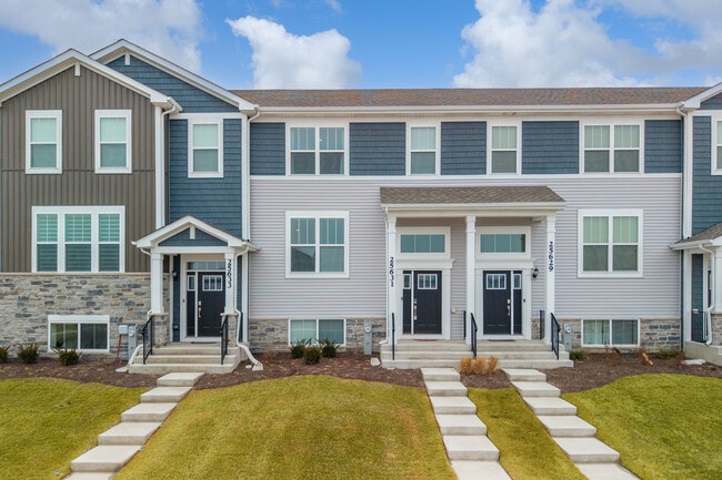 Building Photo - 25631 W Wakefield Dr