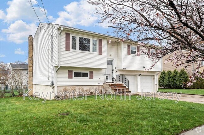Building Photo - 809 Nelson Pl Rental