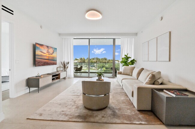 Photo - 10203 Collins Ave Unidad 305