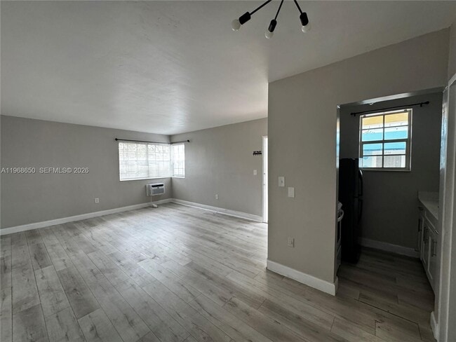 Photo - 500 13th St Unidad 6