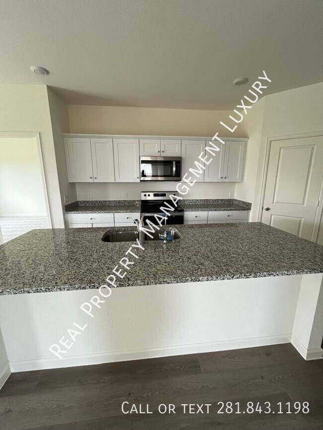 Photo - 5903 Grantgrala Dr