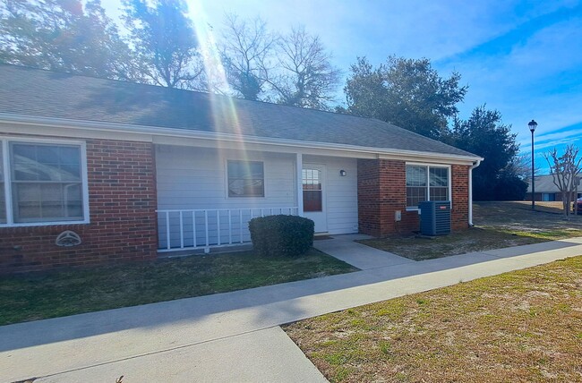 Photo - 3905 Guardian Ave