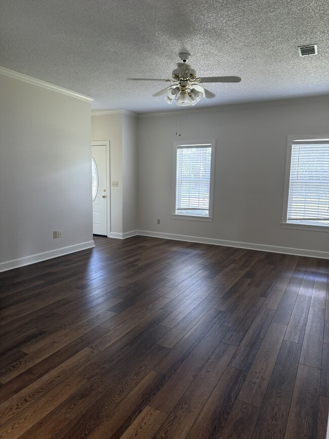 Photo - 1610 Mallard Ln