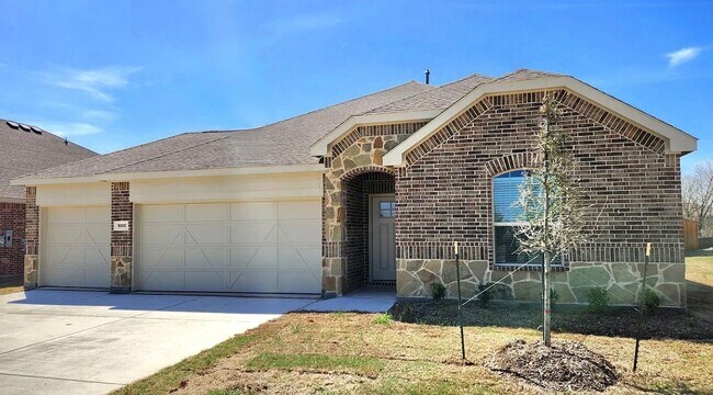 Building Photo - 1000 Chip St