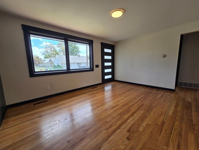 Photo - 3717 N Perry St Unit 3717