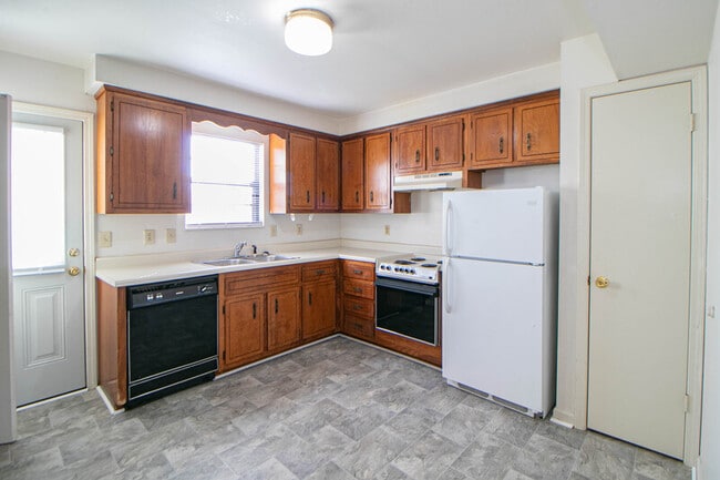 Photo - 1603 Minglewood Dr