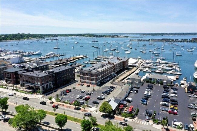 Building Photo - 1 Commercial Wharf Unit 38A Rental