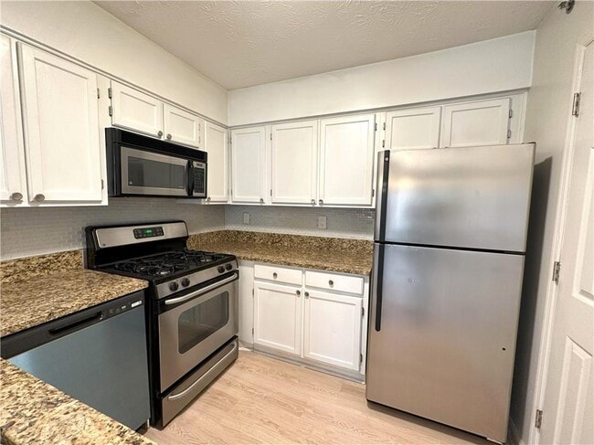 Photo - 4100 Riverlook Pkwy SE Unit 103