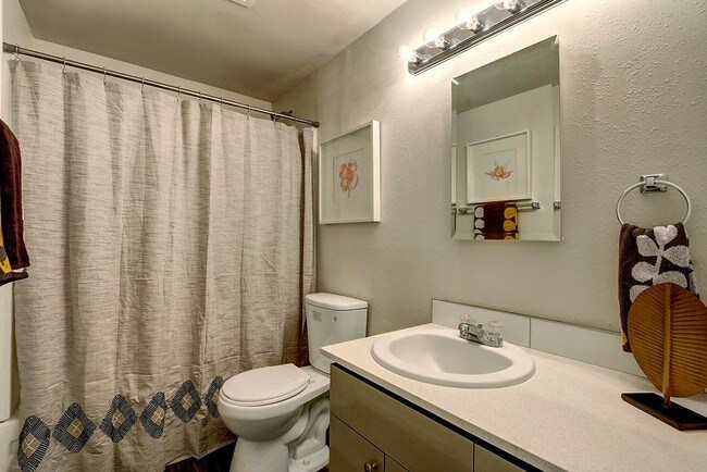 Photo - Bridgeview Flats