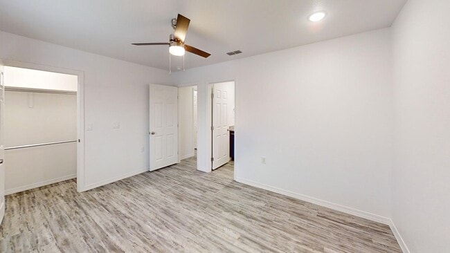 Photo - 2617 Aldrich Rd Unidad Apt A