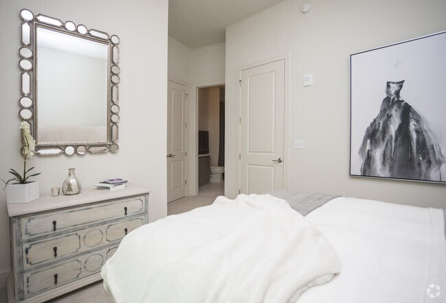 2BR, 3BA - 1,996 SF