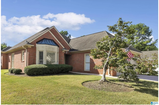 Photo - 310 Willow Crest Ln