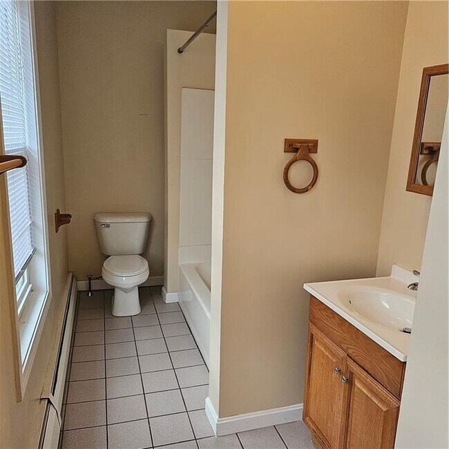 3732 Pleasant St Apartment West Warwick, RI