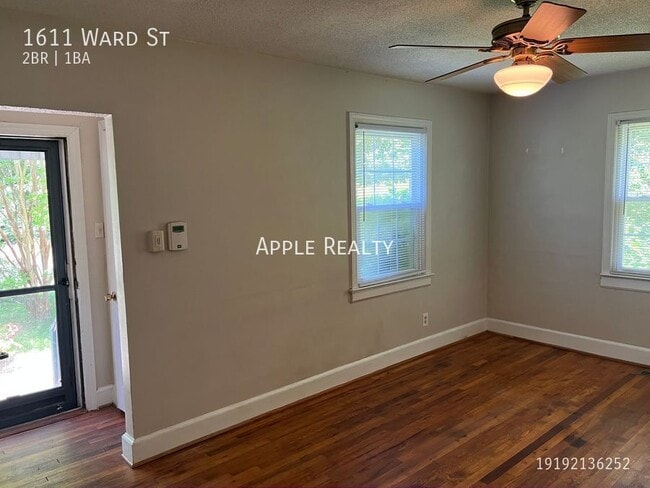 Photo - 1611 Ward St