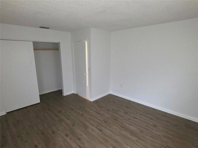 Photo - 210 Albee Rd W