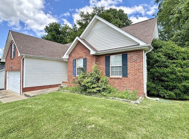 Photo - 1641 Cedar Springs Cir