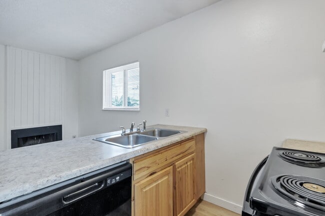 Photo - Goss Commons