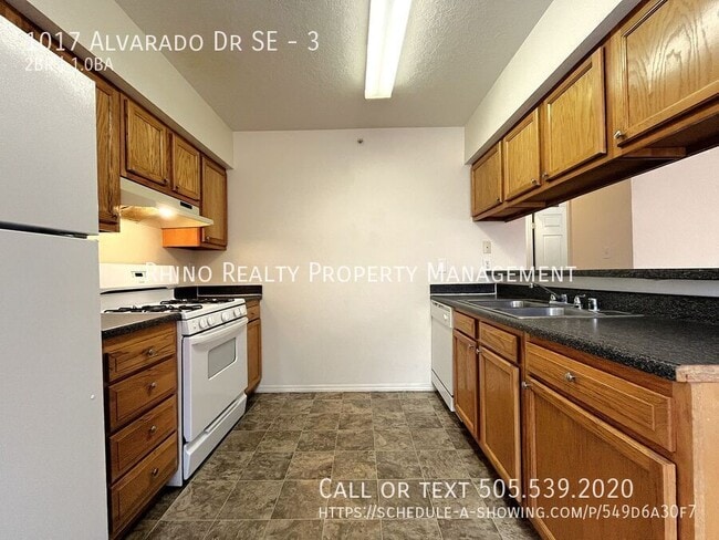 Photo - 1017 Alvarado Dr SE Unidad 3