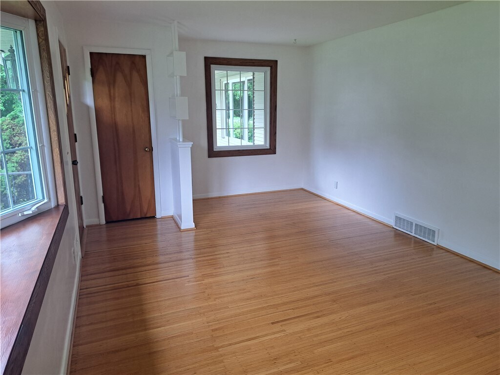 Photo - 75 Woody Ln