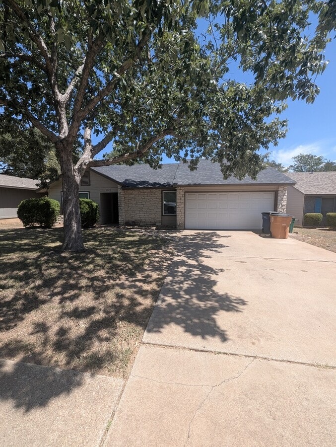 Photo - 9005 Curlew Dr