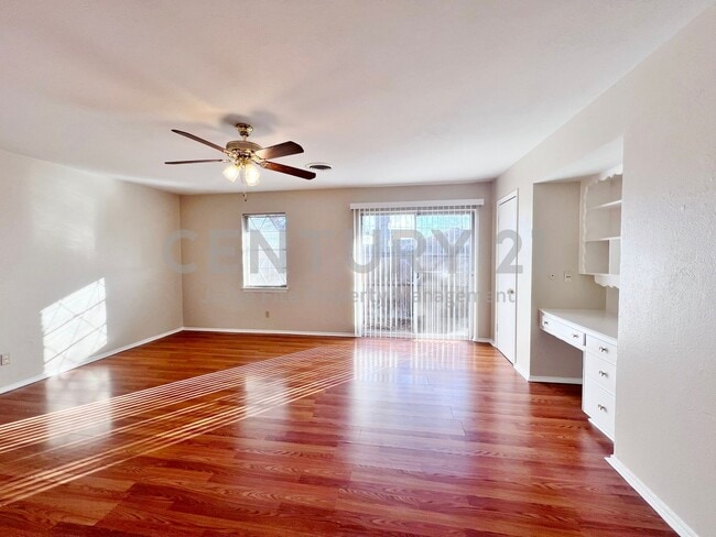 Photo - Charming 2/1/1 Duplex in DeSoto ISD For Rent!