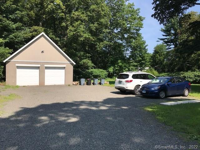 Photo - 539 Maple Ave