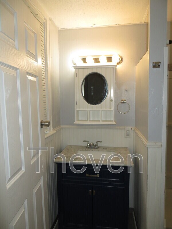 Photo - 191 Hampshire St Unit 1