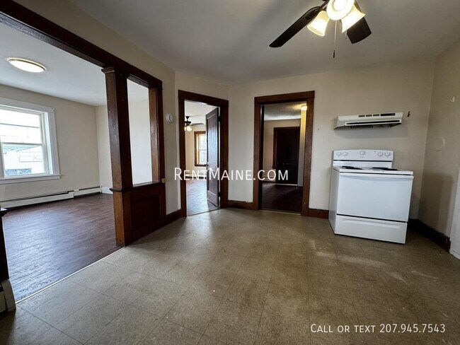 Photo - 172 College Ave Unidad 3