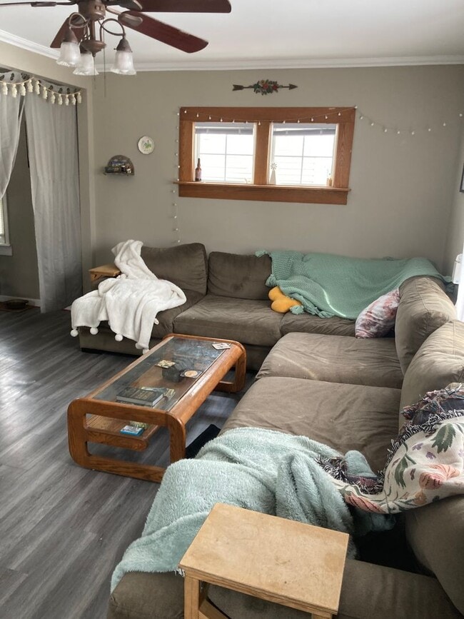 Photo - 3 Bed 1 Bath Colonial