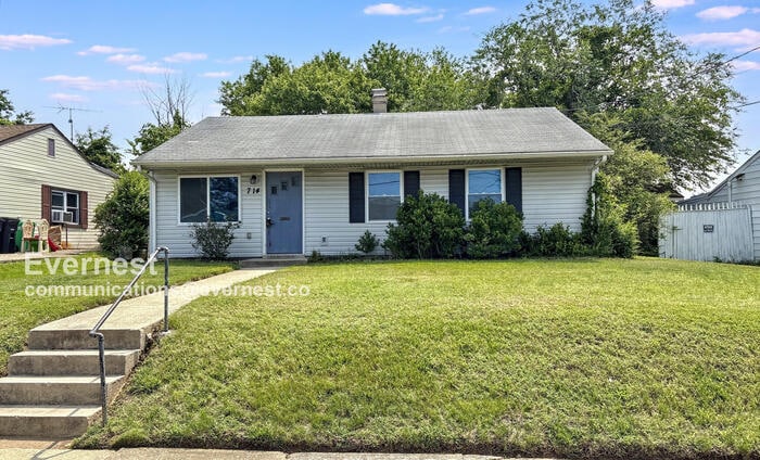 Photo - 714 Carson Ave House